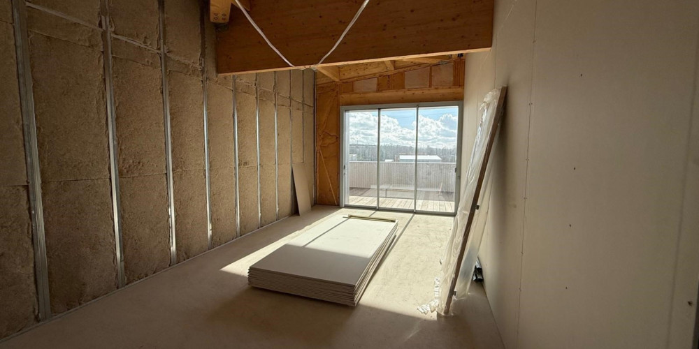 local industriel à BASSENS (33530)